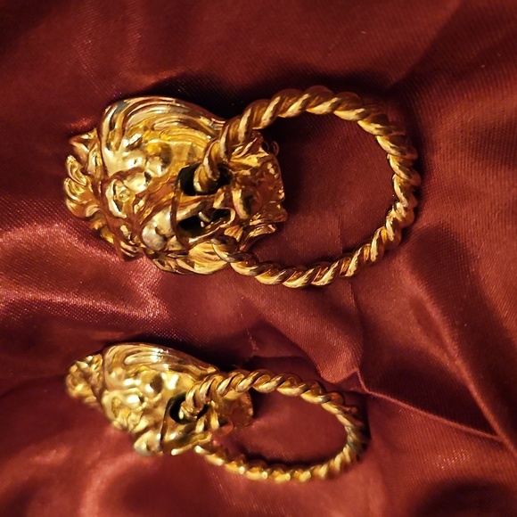 Vintage Gold Lion Head Earrings with Braided Ring and Copper Accents Clip ons - Picture 2 of 10